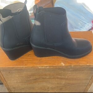 Women boots